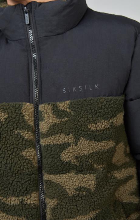 Jungen SikSilk Pufferjacke aus Borg-Camouflage Bekleidung J0NL297
